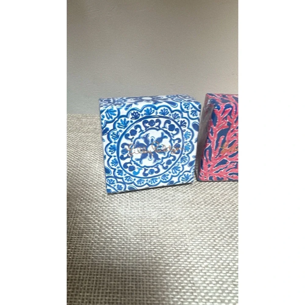 Lilly Pulitzer Soap 2 square Bars NEW Wrapped Logo